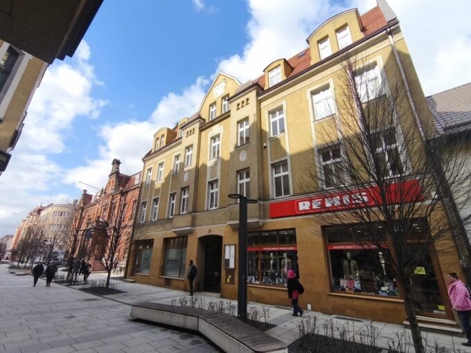 KAMIENICA DLA INWESTORA – ścisłe centrum Ostrowa