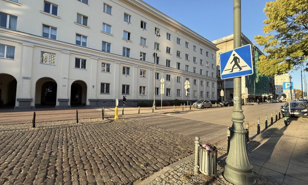 233851_3.jpg