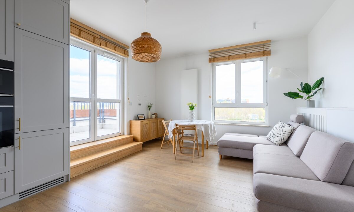 235295_3